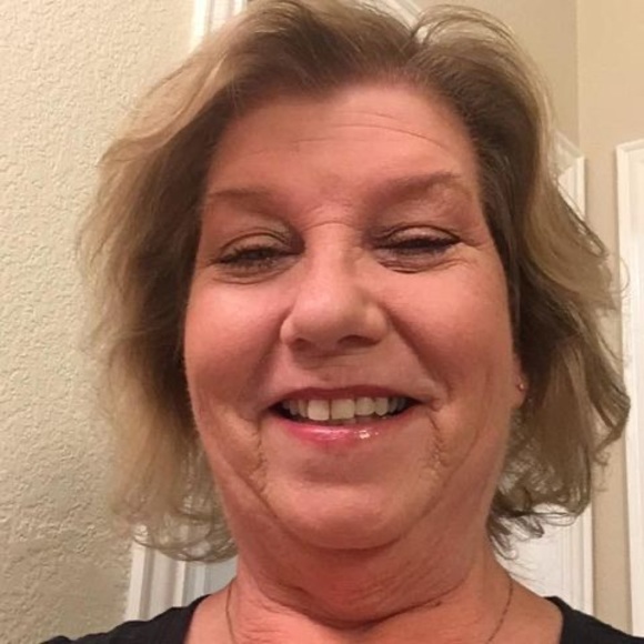 Meet your Posher, Kim - Picture 1 of 1